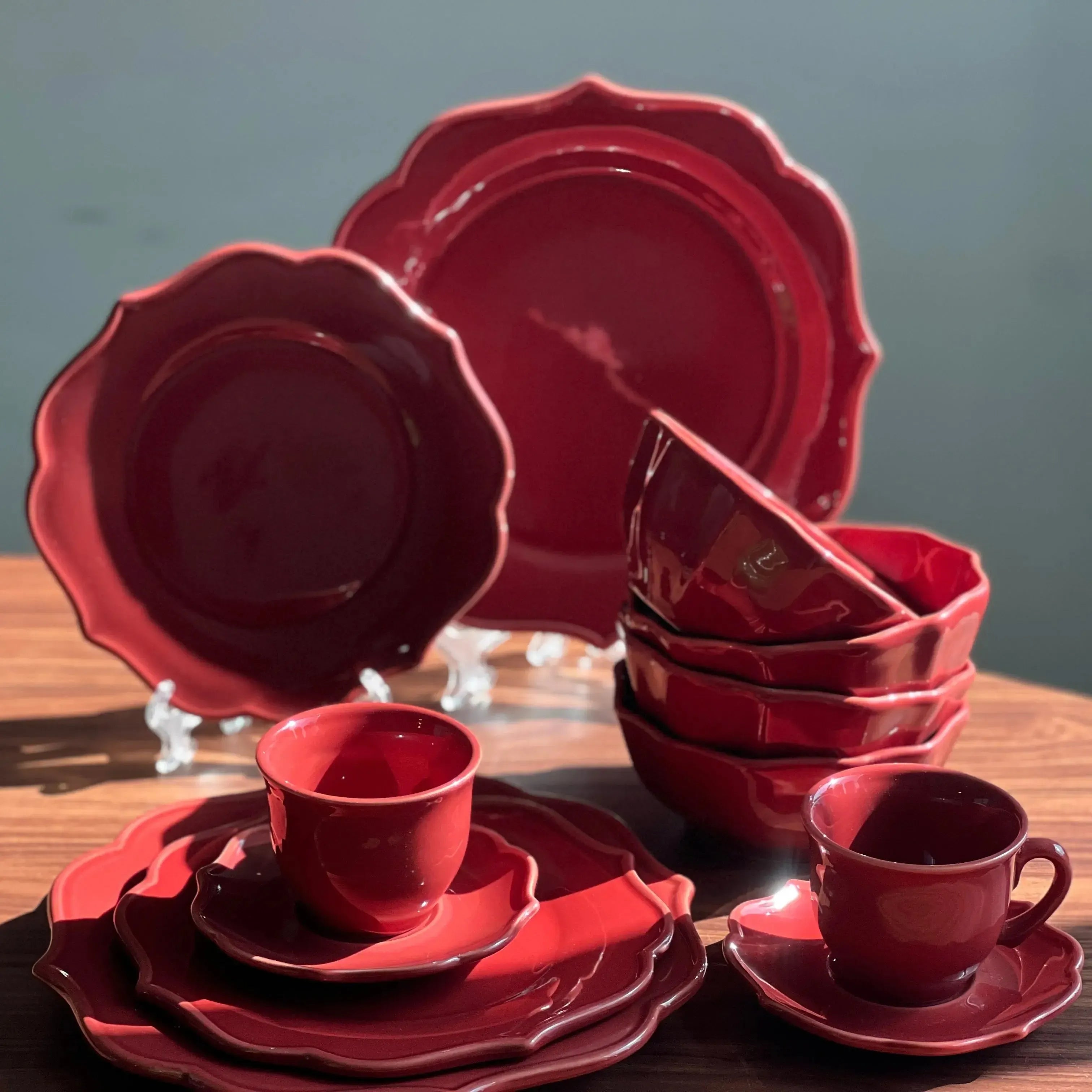 Jogo 4 Xícaras de Chá com Pires Cerâmica Aurora Vermelho 150ml Scalla