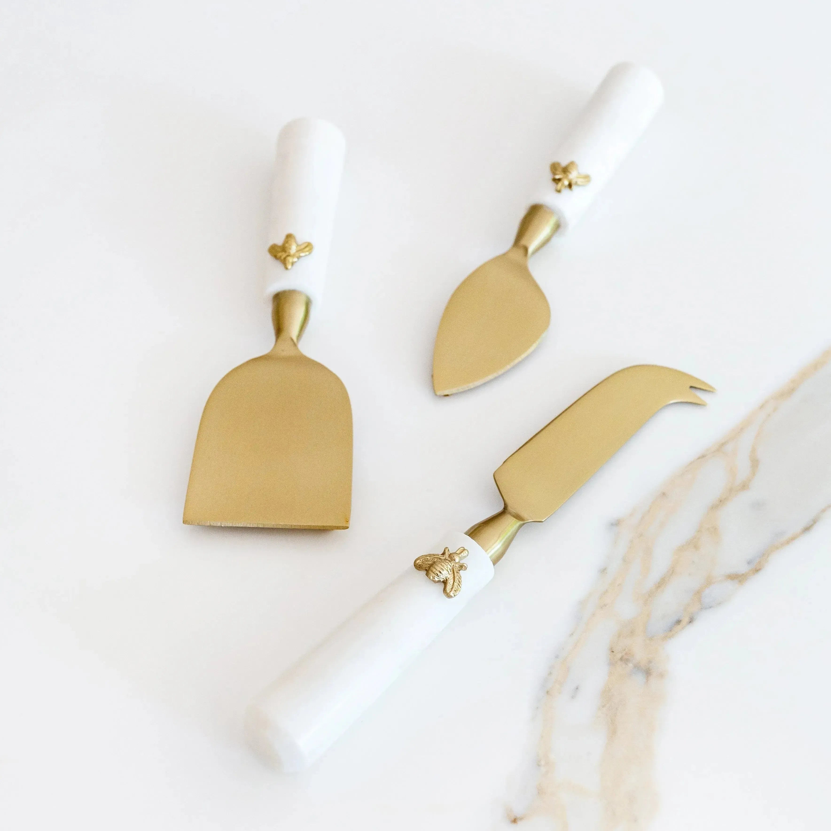 Conjunto de 3 Facas Para Queijo Cabo Mármore Laguiole Bee