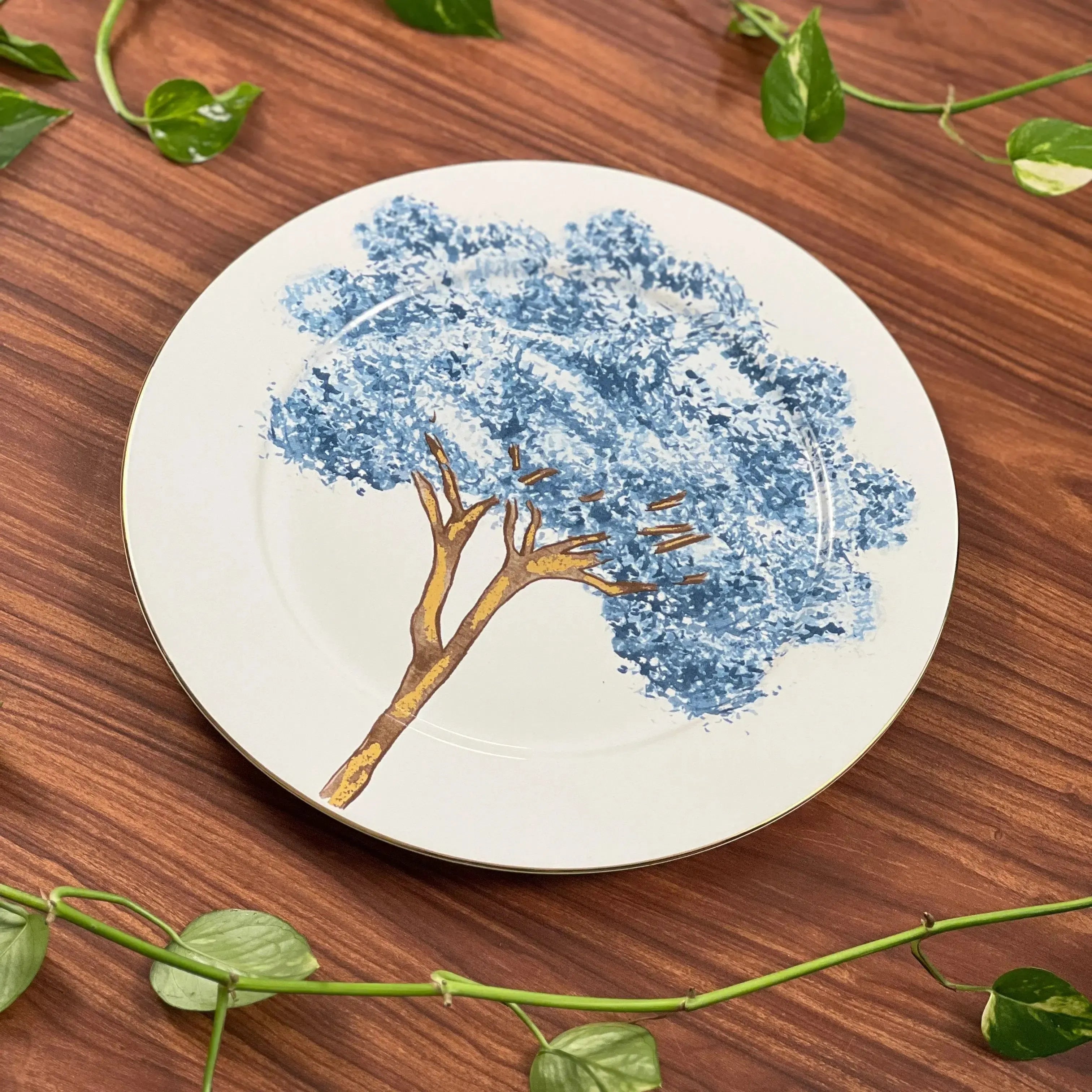 Jogo 6 Pratos Rasos Cerâmica Ypê Azul com Filete de Ouro 28cm Scalla