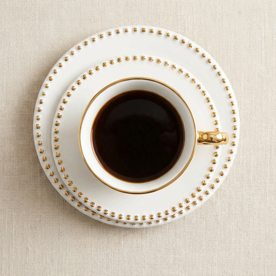 Jogo 6 Xícaras de Café com Pires Cerâmica Brasilis Branco com Filete em Ouro 100ml Scalla