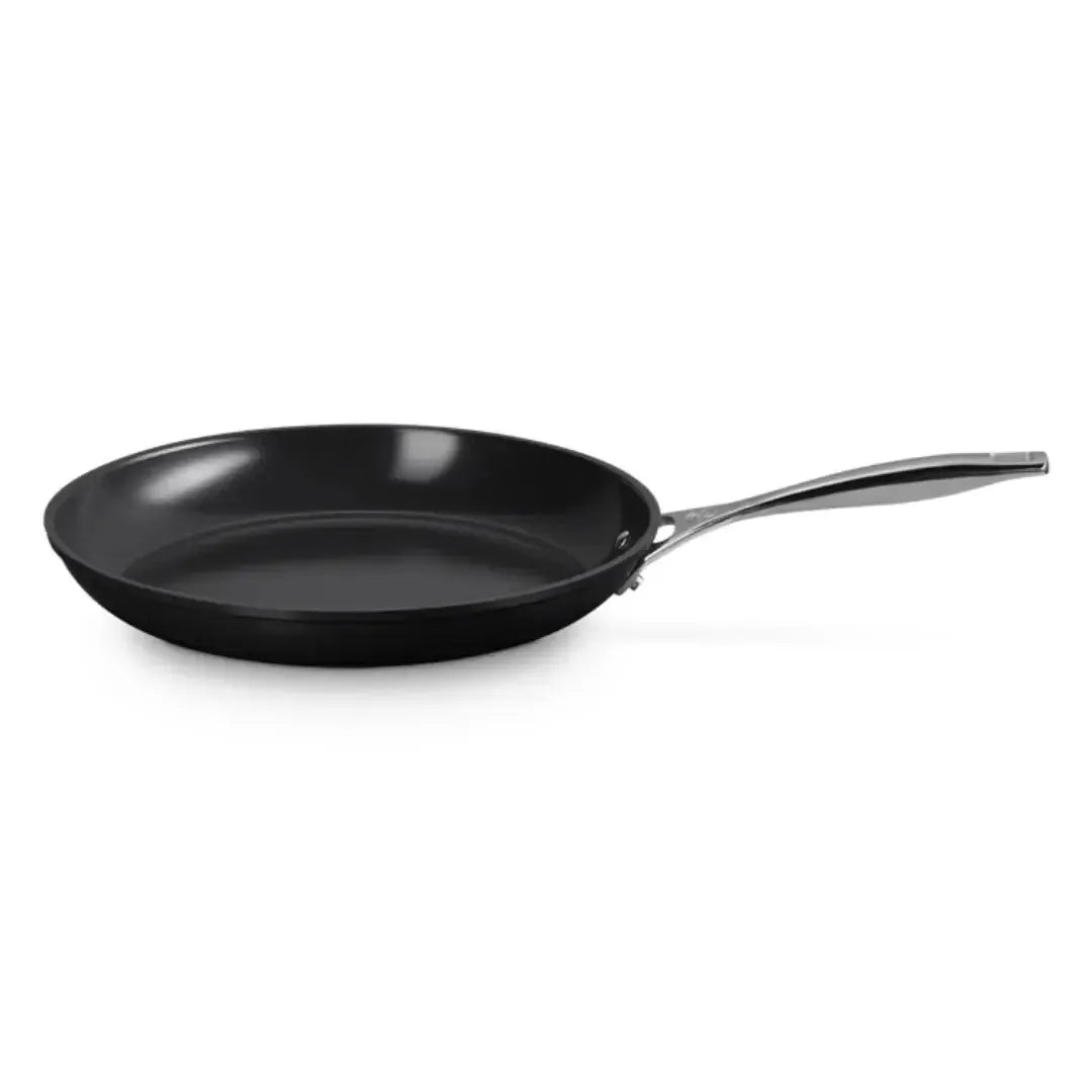 Frigideira Rasa Antiaderente 26cm ENSC Le Creuset