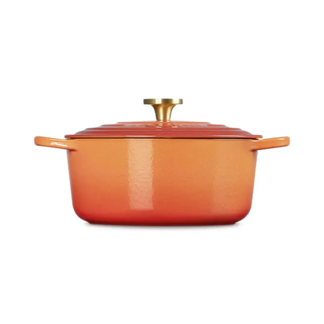 Panela Le Creuset Redonda Signature Flamme Dorée com Pegador Dourado 5,3L 26cm